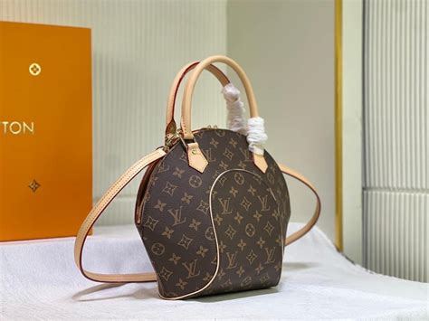 Products by Louis Vuitton: Ellipse PM